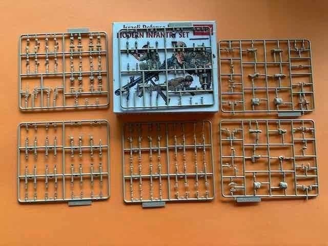 Academy	1368	Israeli Defence Force Modern Infantry Set	1/35, Verzenden, Gebruikt, 1:35 tot 1:50