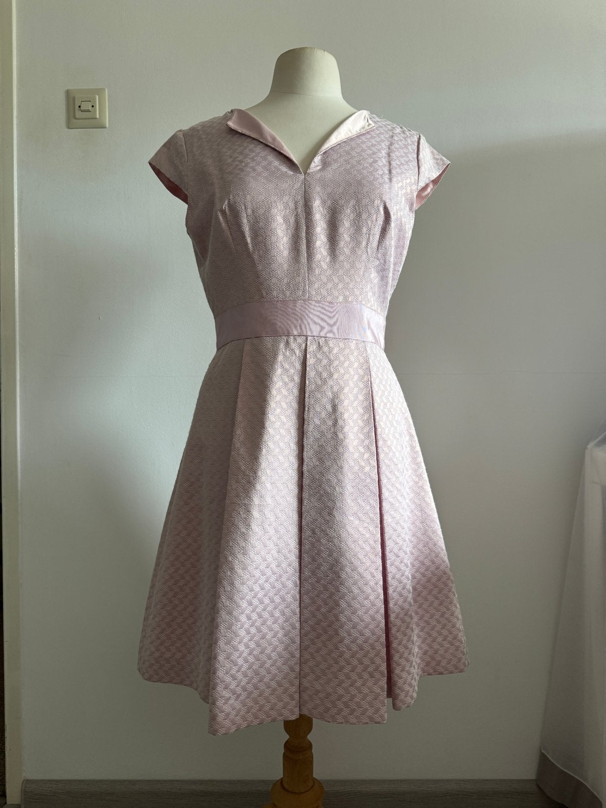 Ted Baker jurk maat 3= 38, Maat 38/40 (M), Ophalen of Verzenden, Zo goed als nieuw, Knielengte
