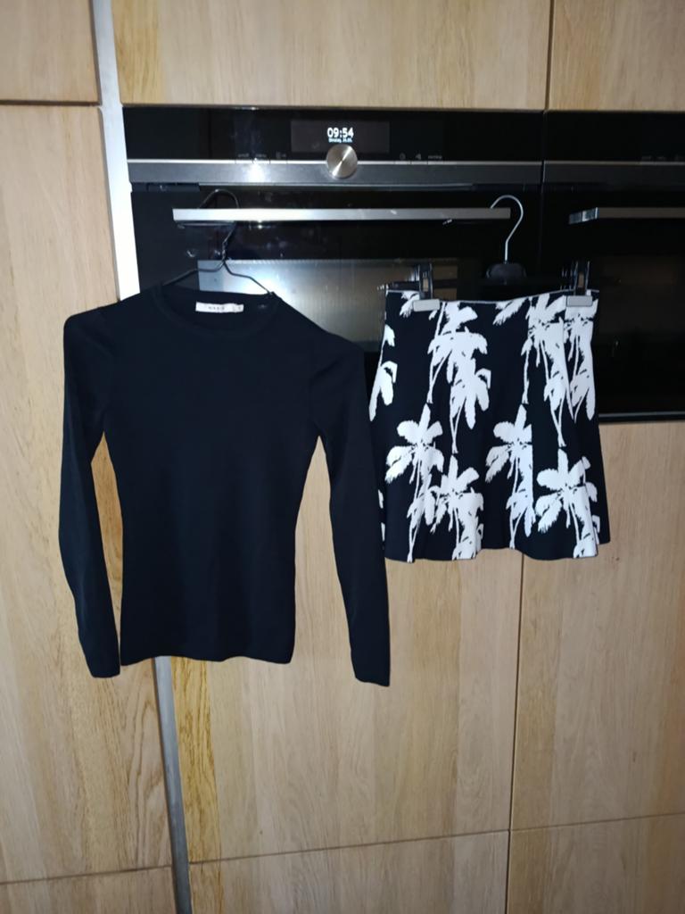 Nikkie top en rokje met palmboomprint, Zwart, Ophalen of Verzenden, Zo goed als nieuw, Maat 34 (XS) of kleiner