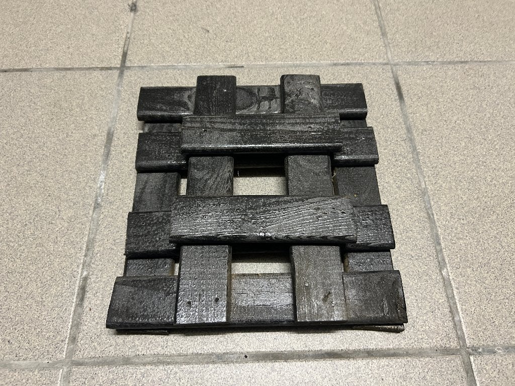 Houten, zwarte onderzetter bloempot, Hout, Gebruikt, Ophalen of Verzenden, Plantenonderzetter