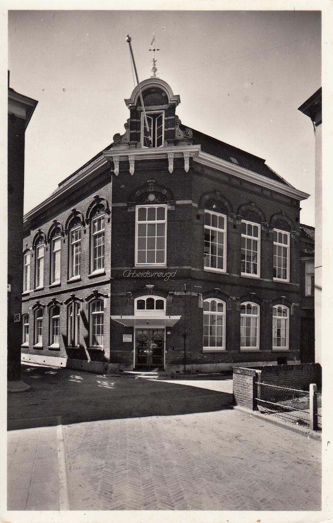 Zutphen   -  " Arbeidsvreugd " , Nieuwstad , 1957  =0051/52=, Ophalen of Verzenden, 1940 tot 1960, Gelopen, Gelderland