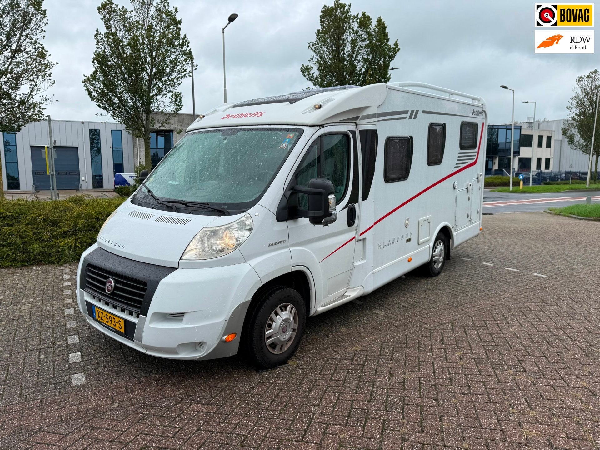 Dethleffs GLOBEBUS T 015 half integraal navi soundsystem cam, Elektrische ramen, Bedrijf, Tot en met 3, Airconditioning