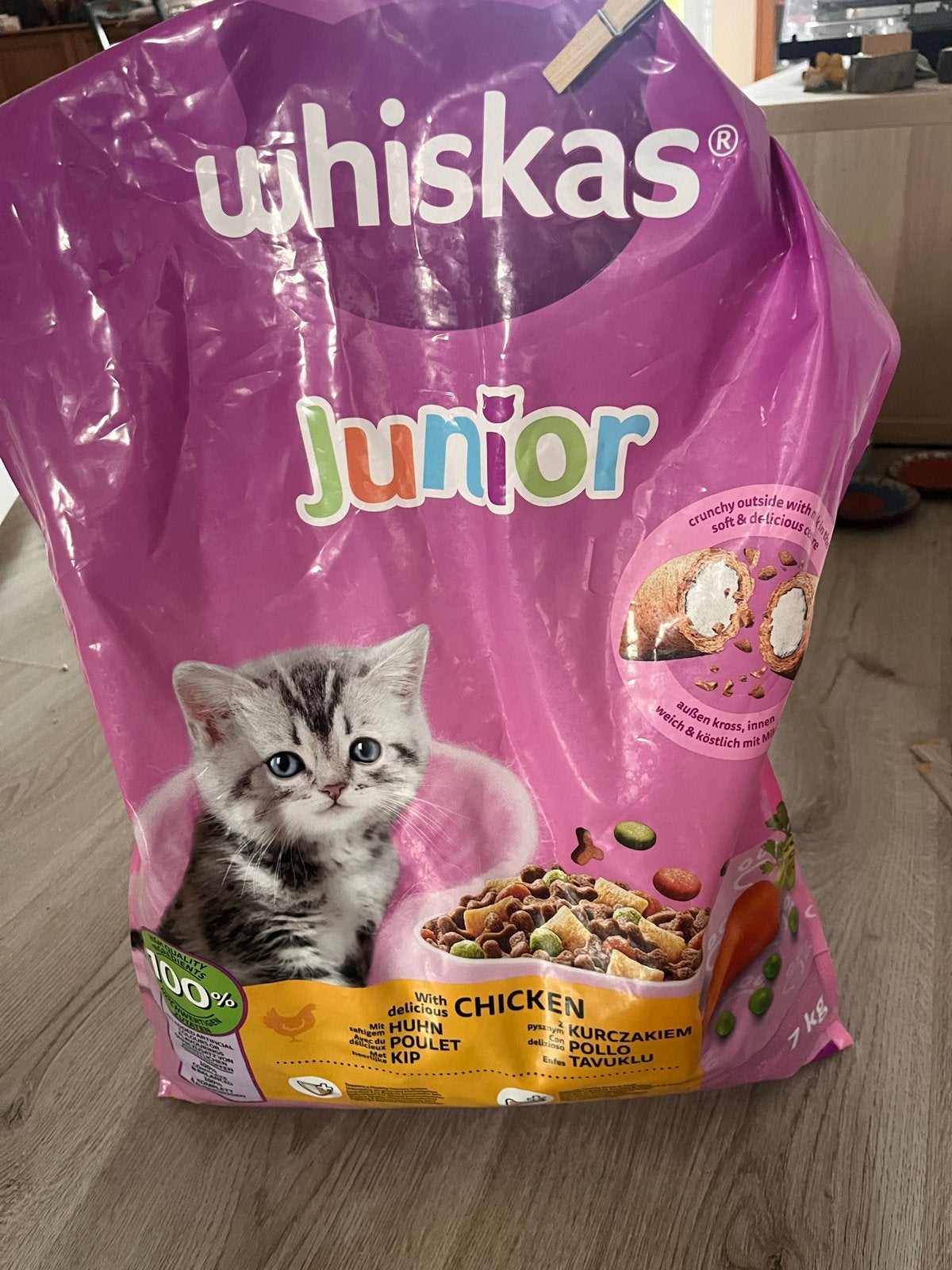 Whiskas junior 3 kg, Ophalen, Kat