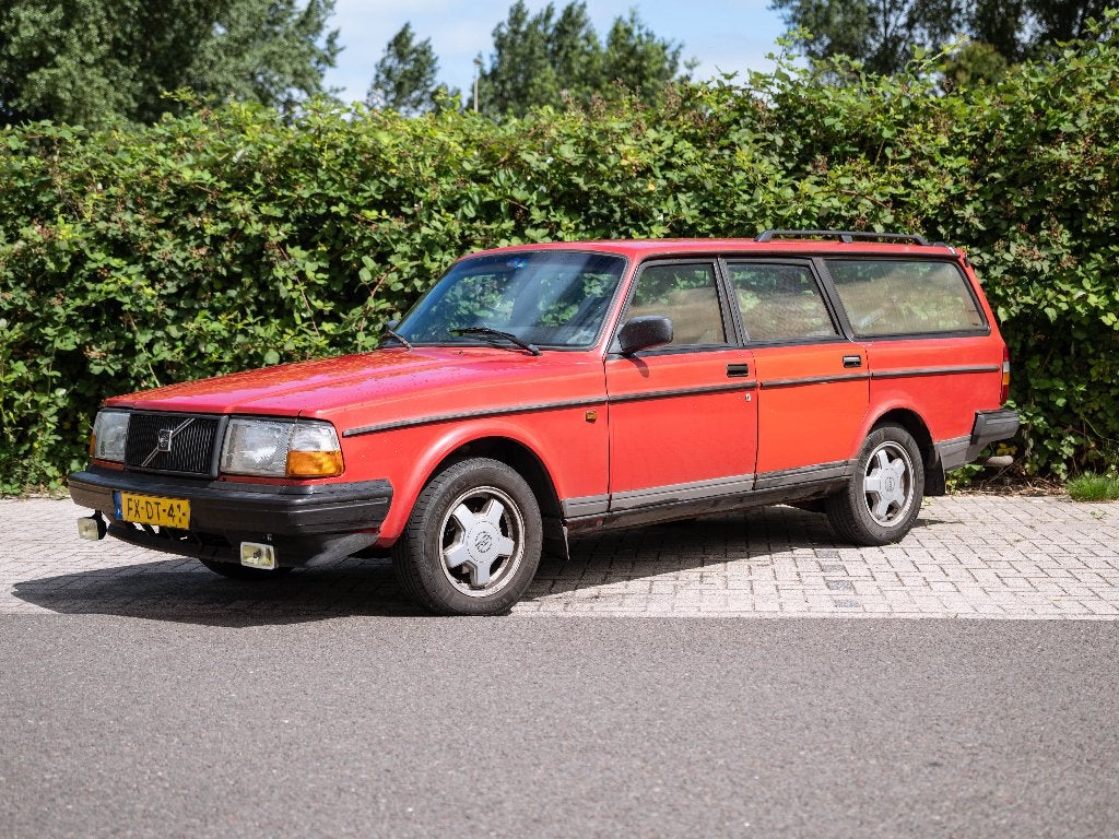 Volvo 240 2.3 Polar U9 1992 Rood, Zwart, 4 cilinders, Origineel Nederlands, Particulier