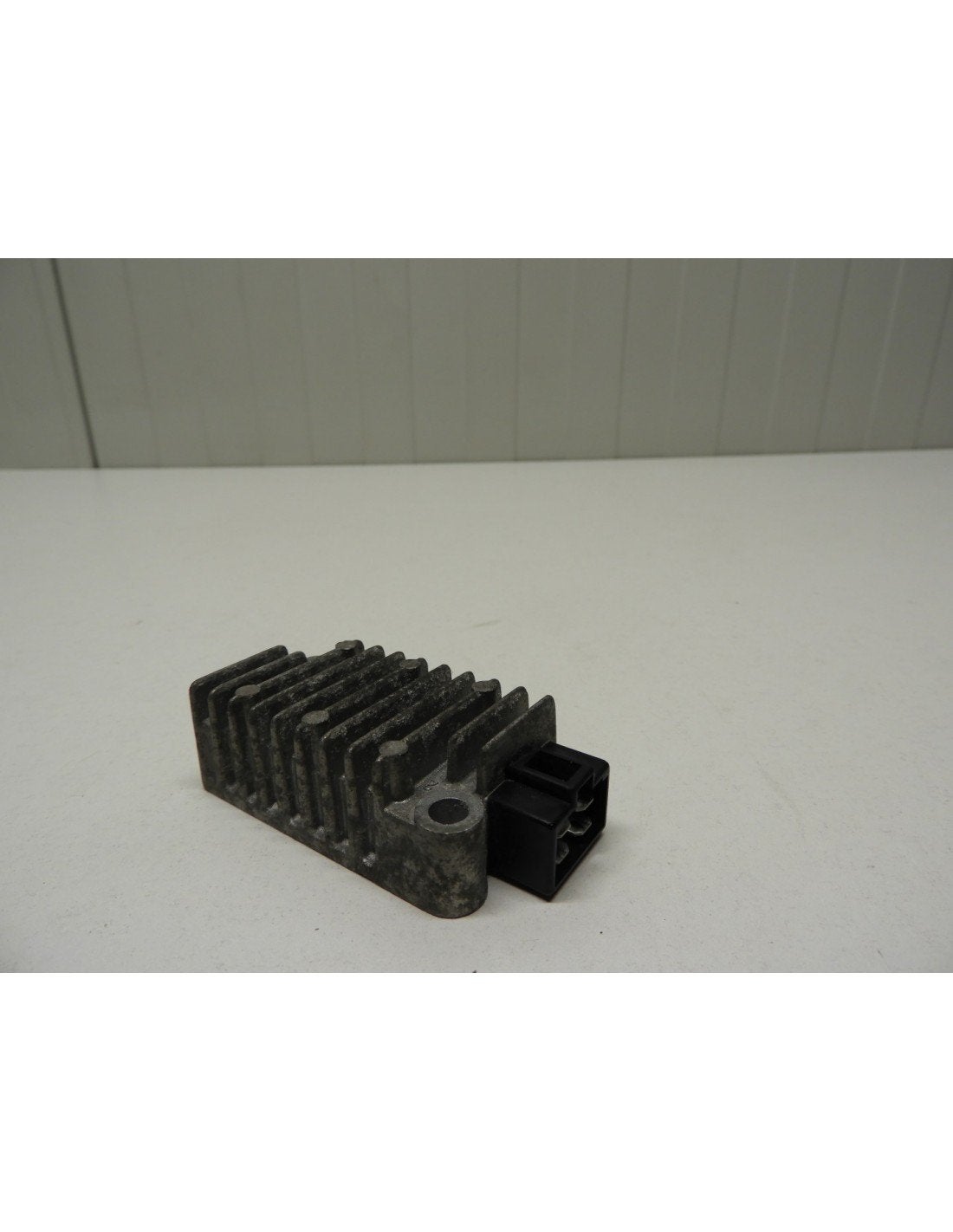 XJ600 1992 - 1996 Yamaha Spanningsregelaar D1-42137