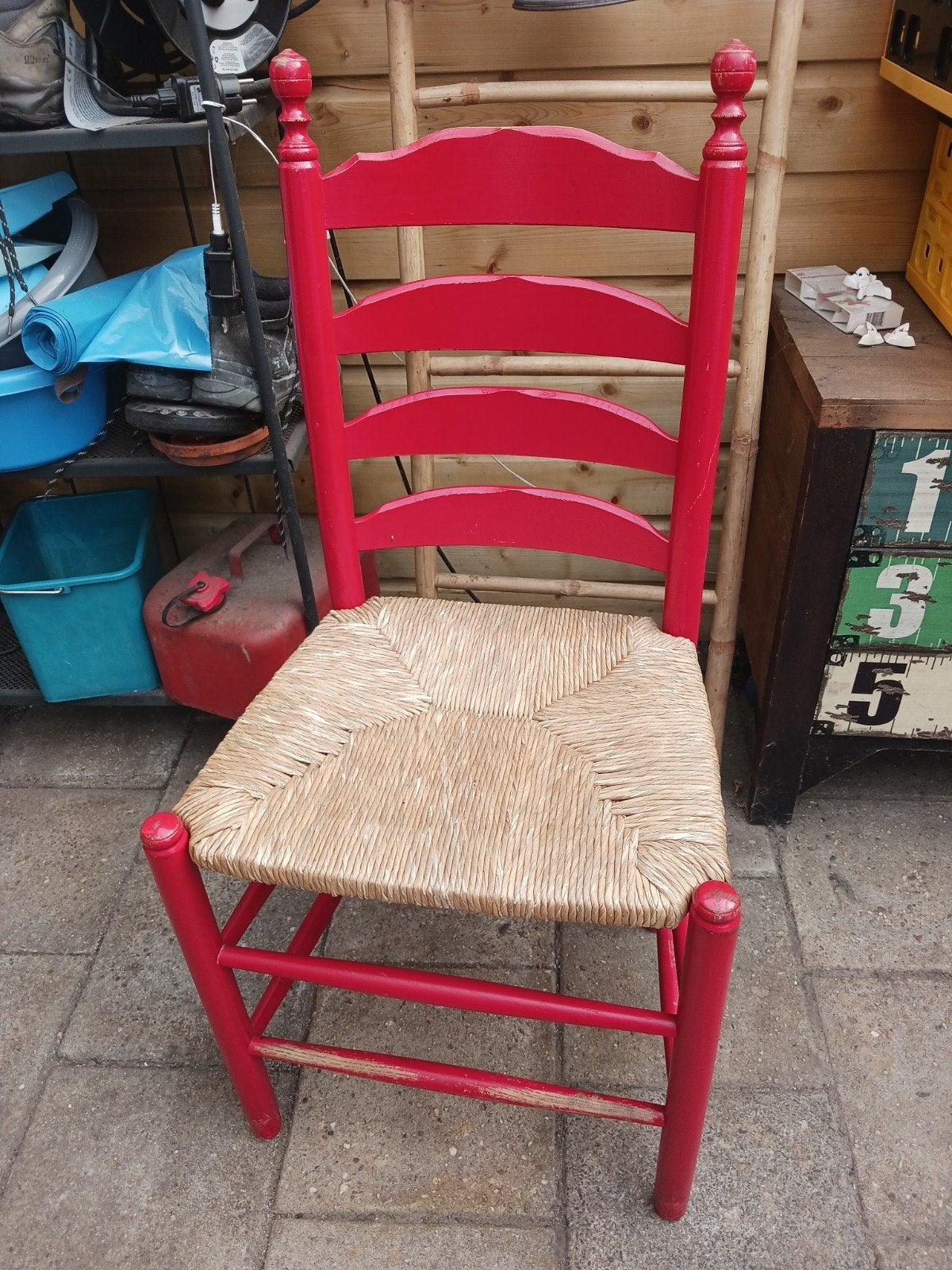 rode ladderrugstoel. 8 stuks, Antiek en Kunst, Antiek | Meubels | Stoelen en Banken, Ophalen of Verzenden