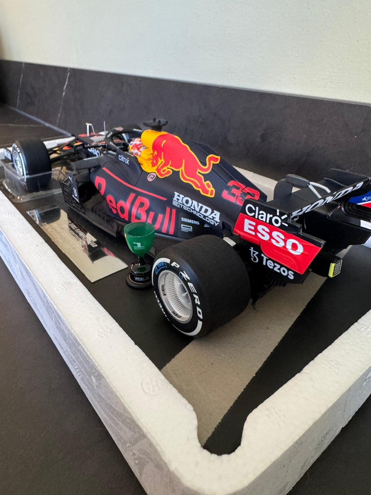 Max Verstappen Zandvoort GP Winner 2021 1:18 Minichamps, Ophalen of Verzenden, Zo goed als nieuw, Formule 1