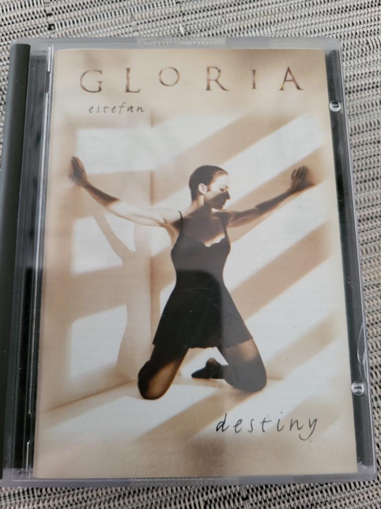 Gloria Estefan - Destiny (MiniDisc), Ophalen of Verzenden, 1990 - 1999, Zo goed als nieuw