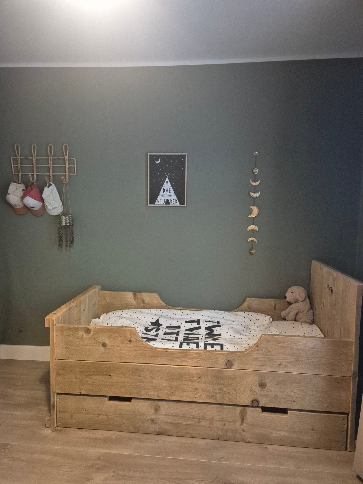 ️ Houten peuterbed met uitschuifbed, complete set, Ophalen, 70 tot 85 cm, Zo goed als nieuw, Minder dan 140 cm