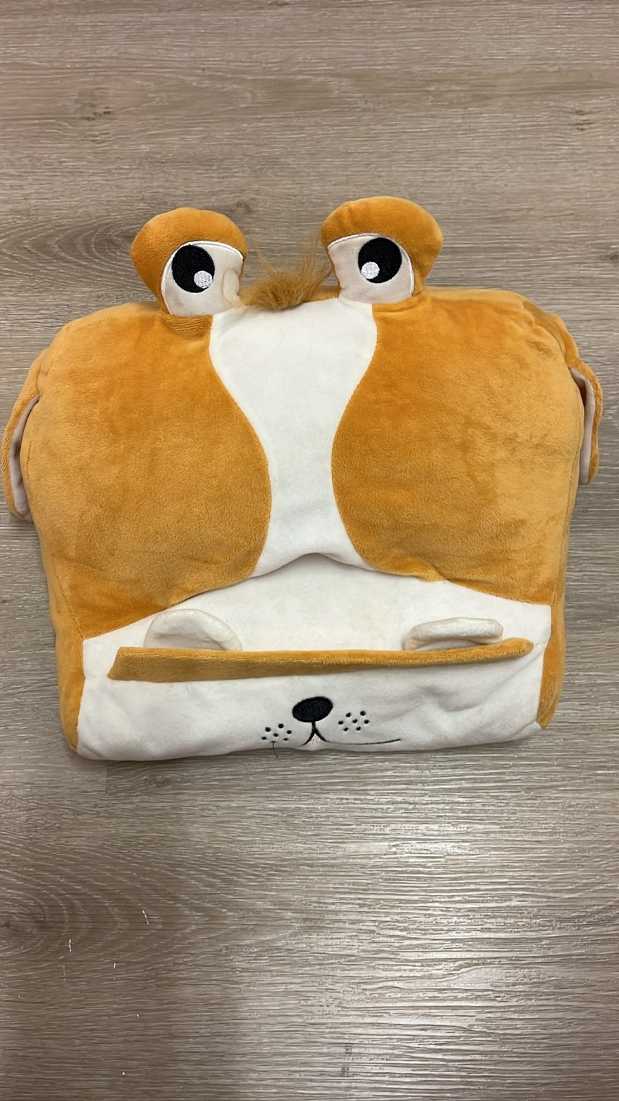 Leuke en zachte tablet houder in de vorm van een hond, Ophalen of Verzenden, Zo goed als nieuw, Overige typen