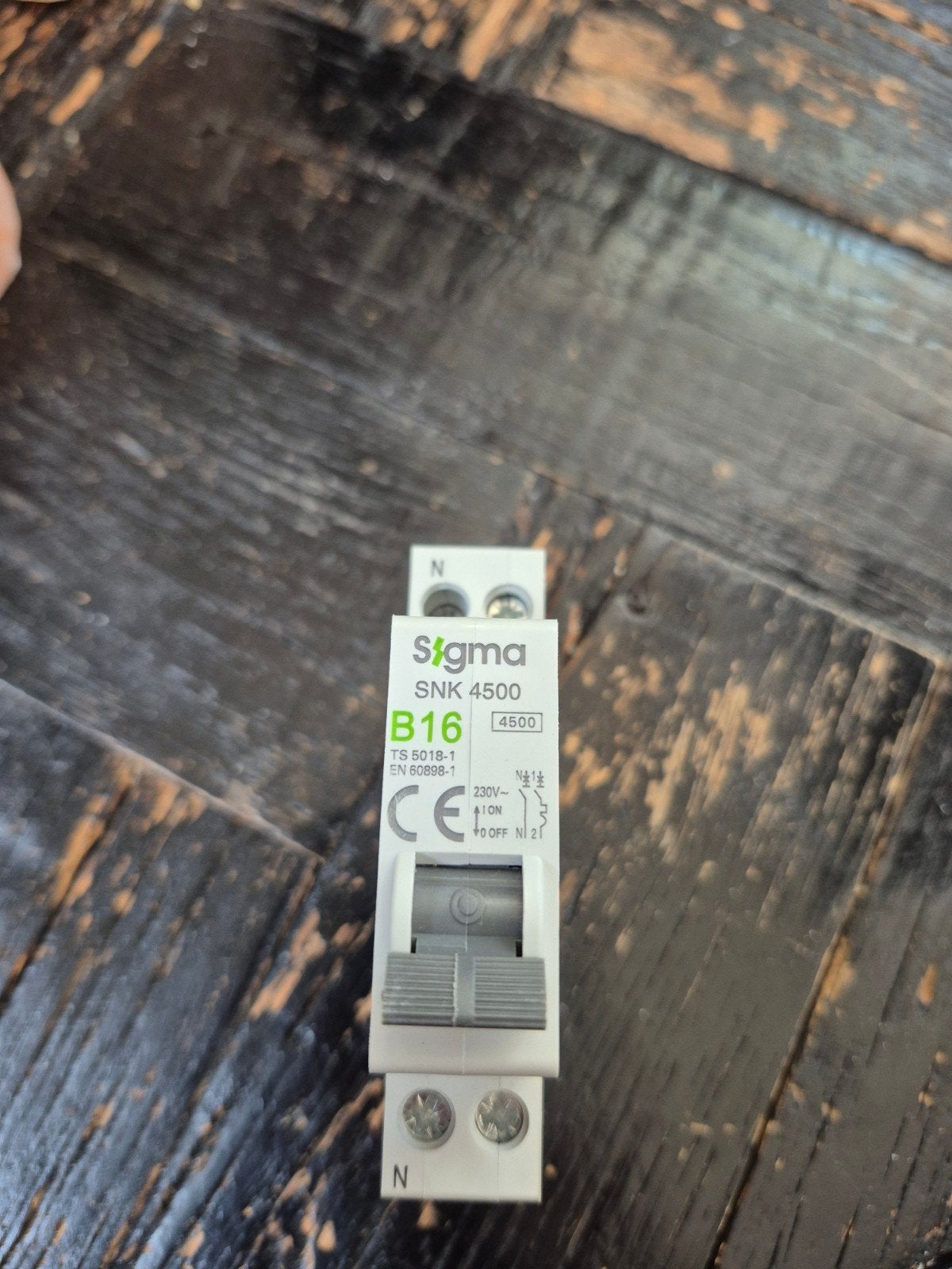 Nieuwe Sigma Automatische Zekering 1P+N B16 4.5kA Meterkast, Ophalen of Verzenden, Nieuw, Schakelaar