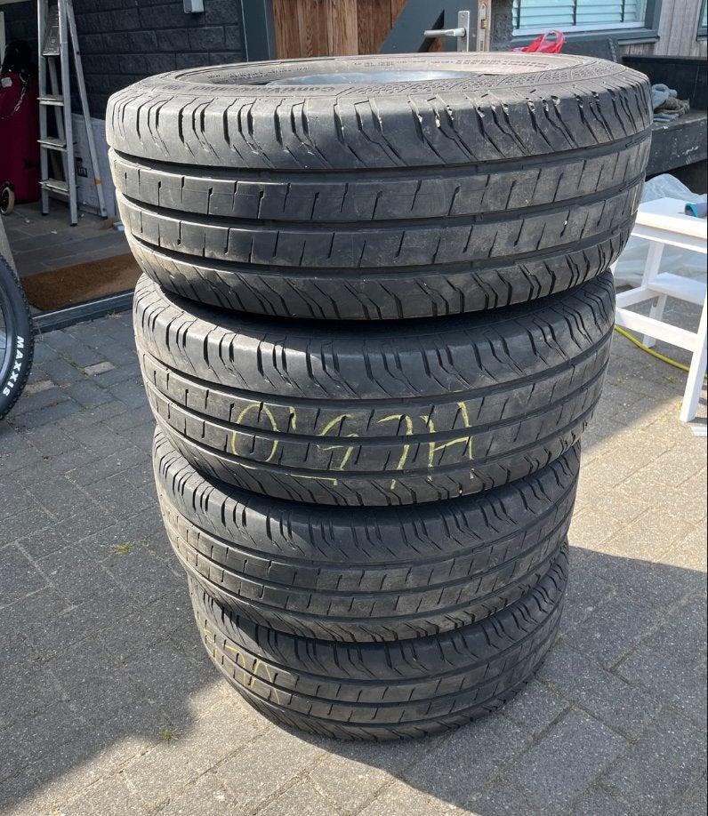 4xVW Crafter velgen + Continental VanContact 200 235/65 R16C, Auto-onderdelen, Banden en Velgen, Ophalen, 16 inch, Banden en Velgen