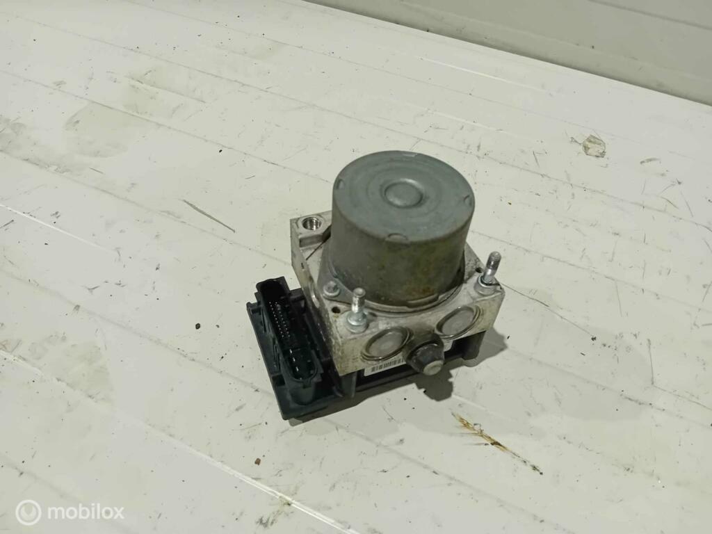 ABS pomp Peugeot 107 0265291579 0265800441, Gebruikt, Ophalen of Verzenden