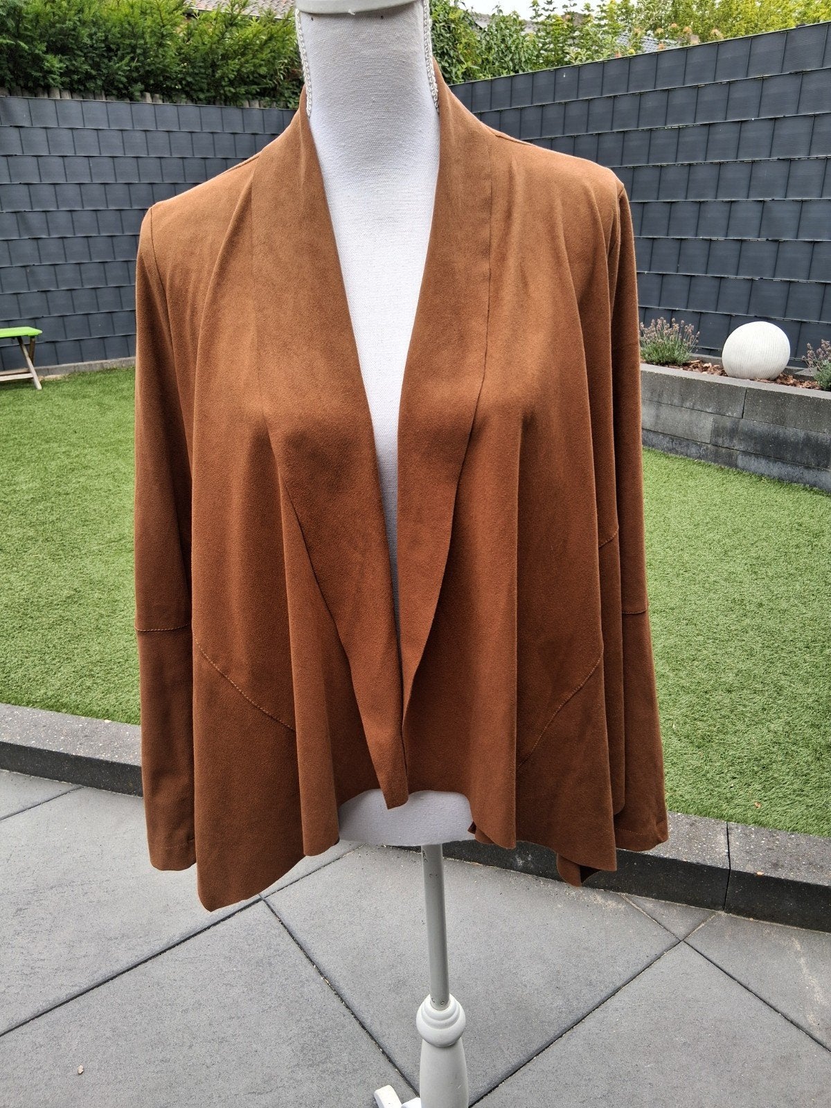 2 jasjes/vest en 1 blouse de jasjes zijn suède look maat XL., Mödstrom, Ophalen of Verzenden, Zo goed als nieuw