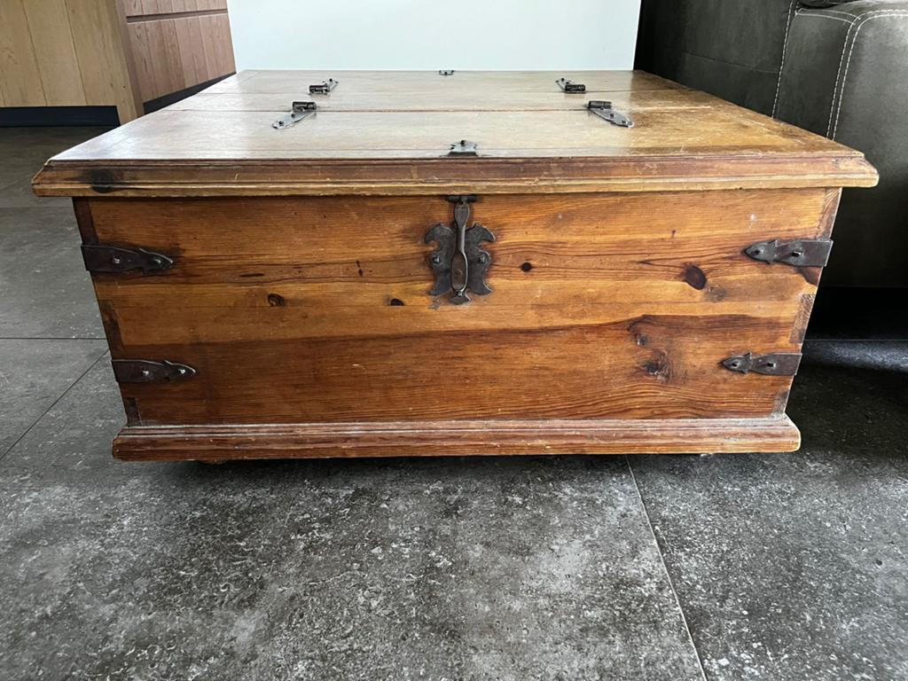 Houten opbergkist / salontafel speelgoed boeken, Huis en Inrichting, Woonaccessoires | Kisten, Gebruikt, 50 tot 75 cm, 100 tot 125 cm