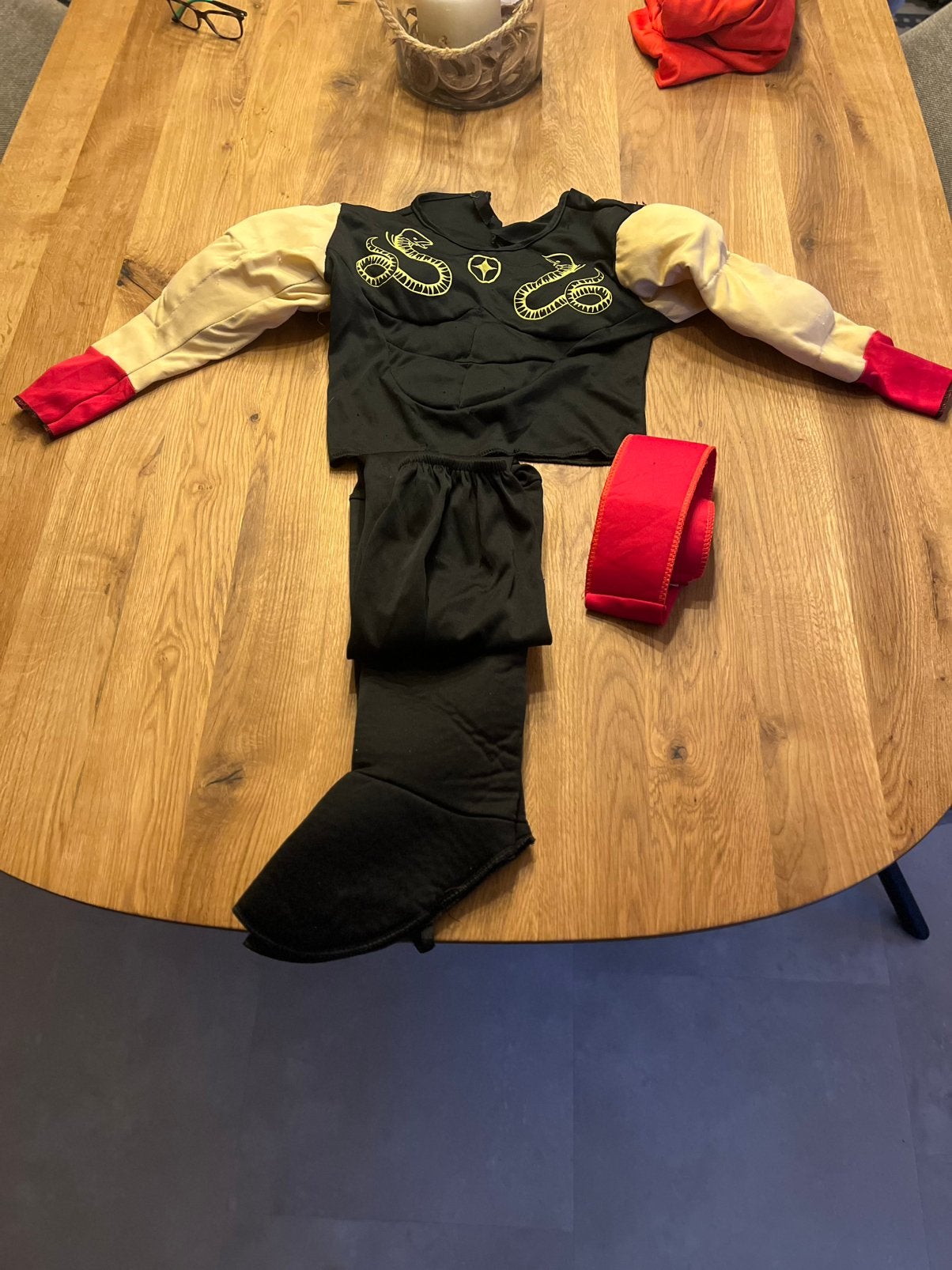 Ninja kostuum verkleden maat 116, Ophalen of Verzenden, Zo goed als nieuw, 110 t/m 116, Jongen of Meisje