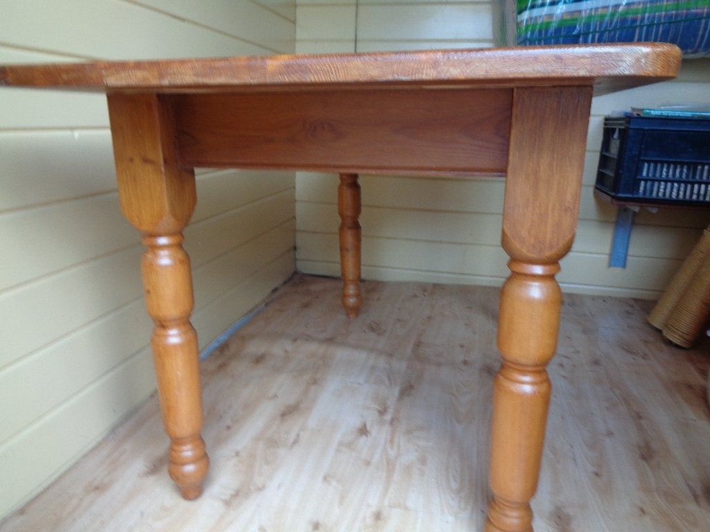 Oude Degelijke Eetkamertafel, Ophalen of Verzenden, Gebruikt, Rechthoekig, 50 tot 100 cm