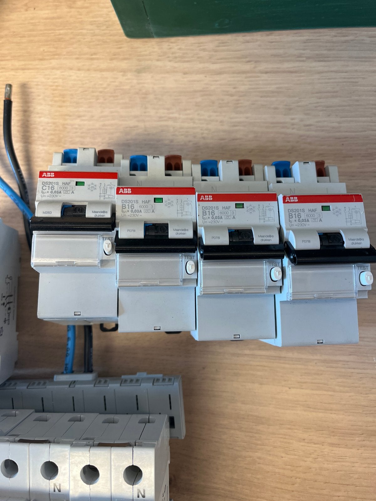 ABB Hafonorm Aardlekautomaat DS201S HAF B16/C16, Ophalen, Gebruikt, ABB, Aardlekautomaat