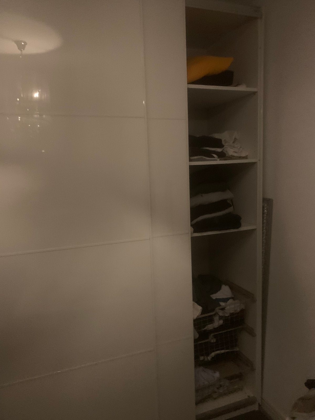 IKEA PAX Kast met schuifdeuren en mandje - 150x236x60 cm, Met plank(en), Gebruikt, 100 tot 150 cm, 200 cm of meer