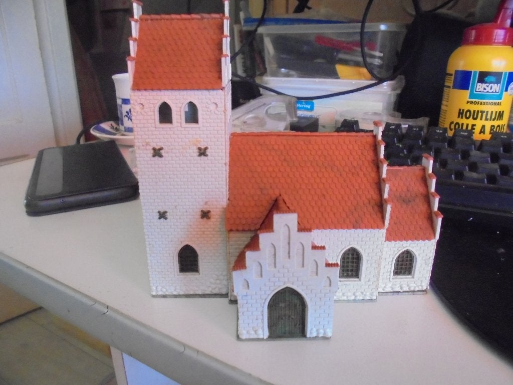 kerk ho merk ?, Hobby en Vrije tijd, Modeltreinen | H0, Overige merken, Verzenden, Gelijkstroom of Wisselstroom, Brug, Tunnel of Gebouw