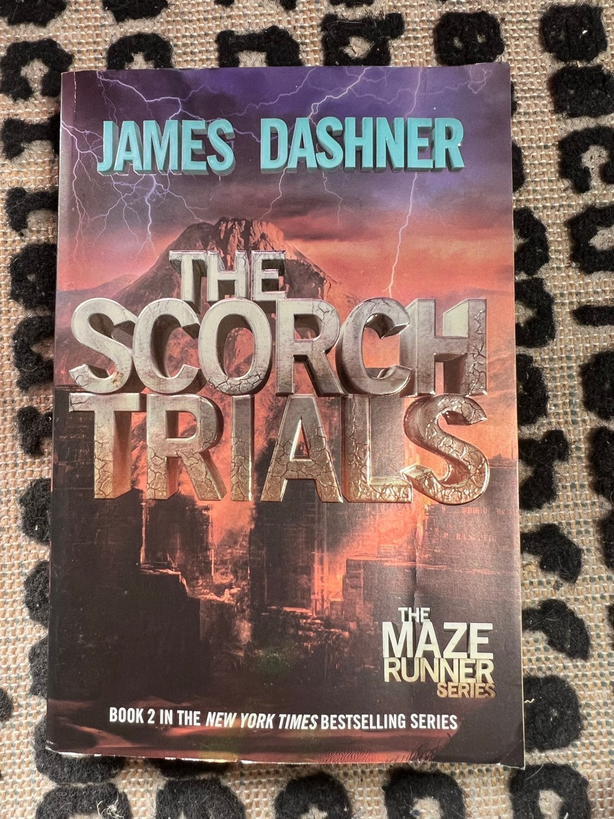 The Scorch Trials - James Dashner (The Maze Runner Series), Ophalen of Verzenden, Gelezen, Wereld overig