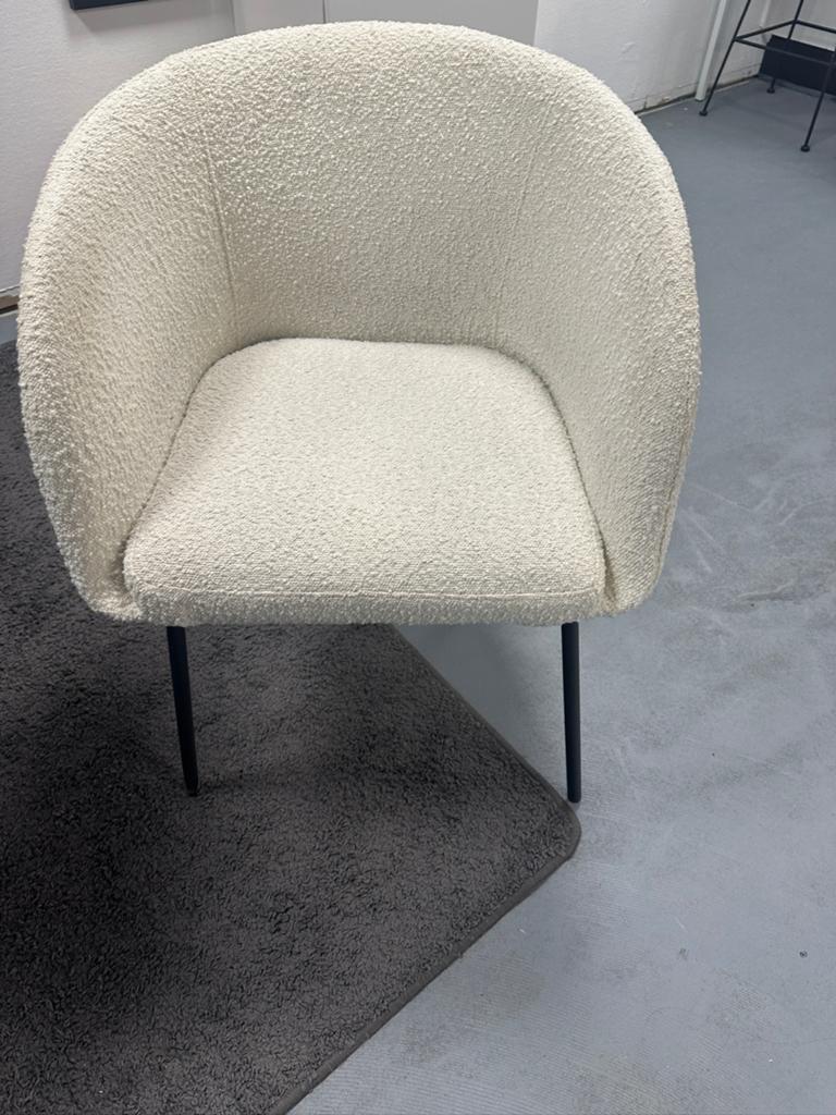 Boucle, Ophalen, Zo goed als nieuw, Eén