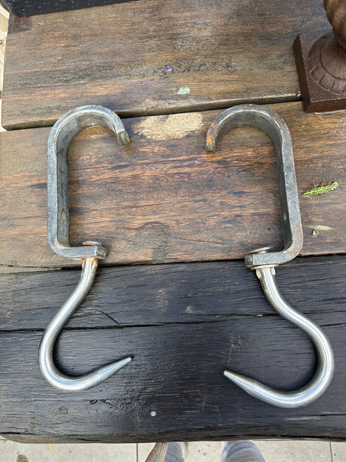 Twee stoere vlees haken, Ophalen of Verzenden