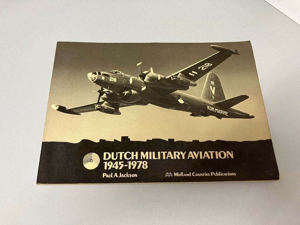Dutch Military Aviation 1945 1978, Boeken, Ophalen of Verzenden, 1945 tot heden, Gelezen, Luchtmacht