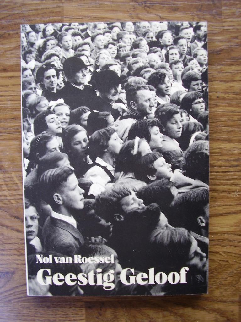 Geestig geloof, Boeken, Ophalen of Verzenden, Gelezen
