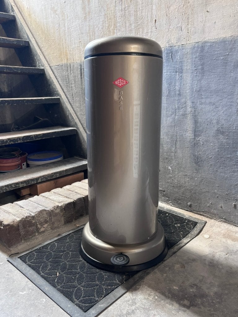 Prullenbak Wesco (Big Baseboy), Huis en Inrichting, Ophalen, Gebruikt, Met pedaal, 30 tot 40 liter