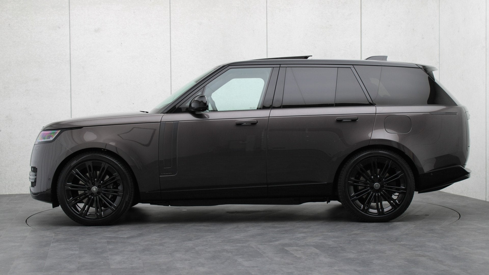 Land Rover Range Rover P550e Autobiography | Meridian Signat, 12 maanden, Verwarmde buitenspiegels, Gebruikt, Zwart