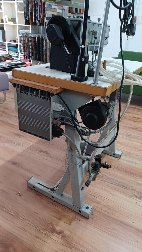 Industriële naaimachine Adler, Ophalen of Verzenden, Gebruikt, Naaimachine, Overige merken