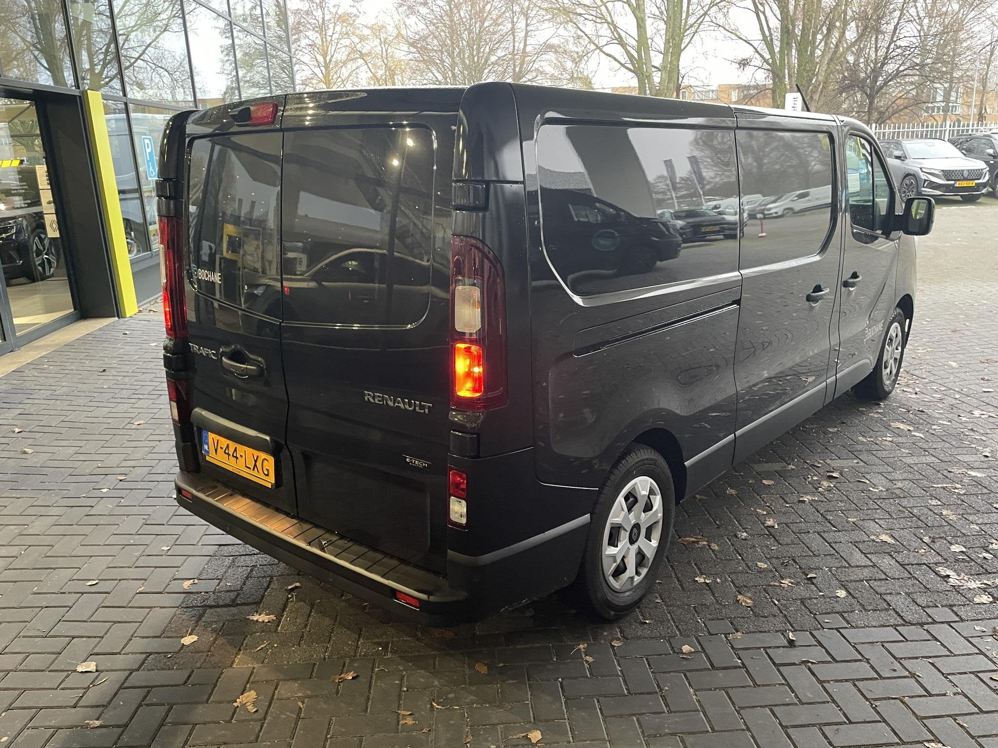 Renault Trafic E-Tech T29 L2H2 Advance 52 kWh Navigatie | Ap, Auto's, Stof, Huisgarantie, Met garantie (alle), Renault
