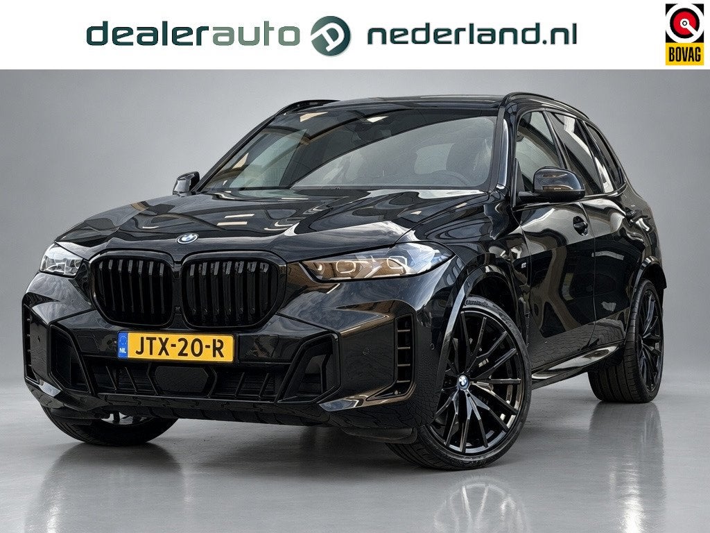 Bmw X5 xDrive 50e M-Sport | Panoramadak |Driving Assistant |, Gebruikt, 2395 kg, Zwart, Bedrijf