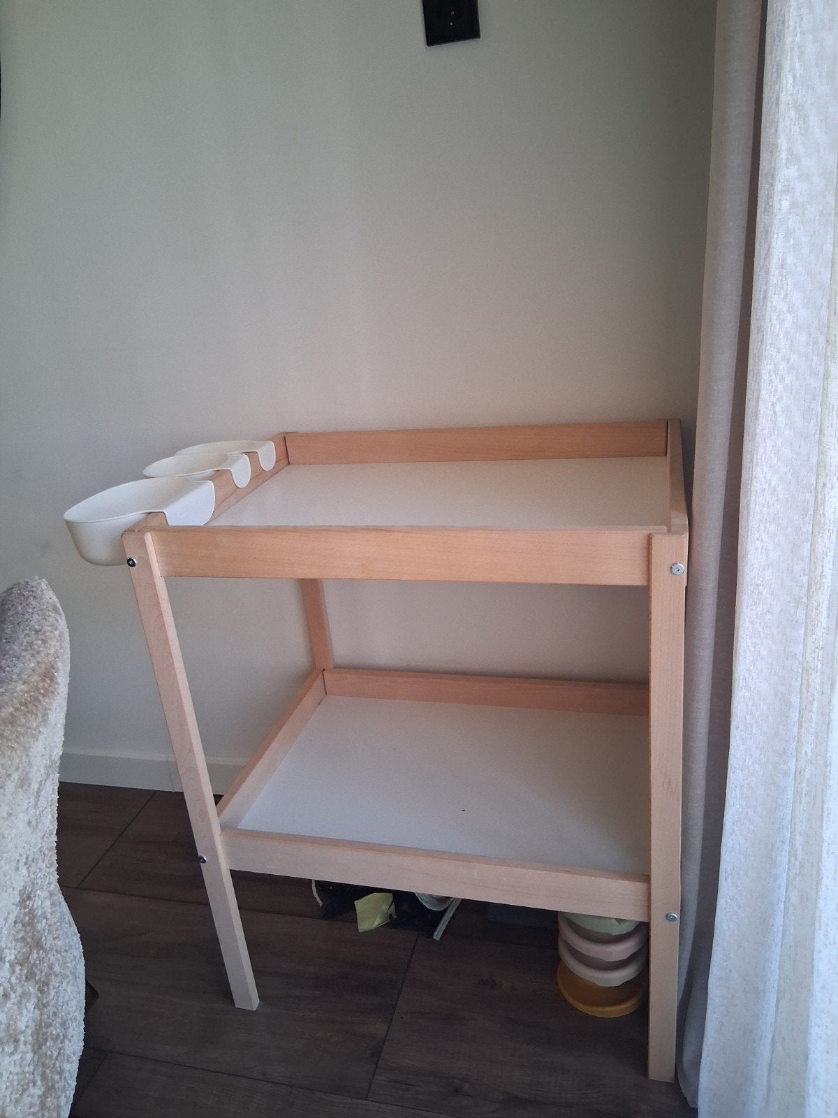 IKEA Singlar Commode met toebehoren en luieremmer, Ophalen
