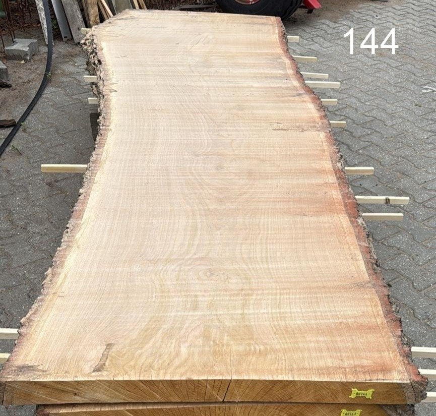 Eiken schaaldeel, massief, tuintafel , natuurkant, unikaat, Tuin en Terras, Ophalen of Verzenden, Nieuw, Rechthoekig, Hout