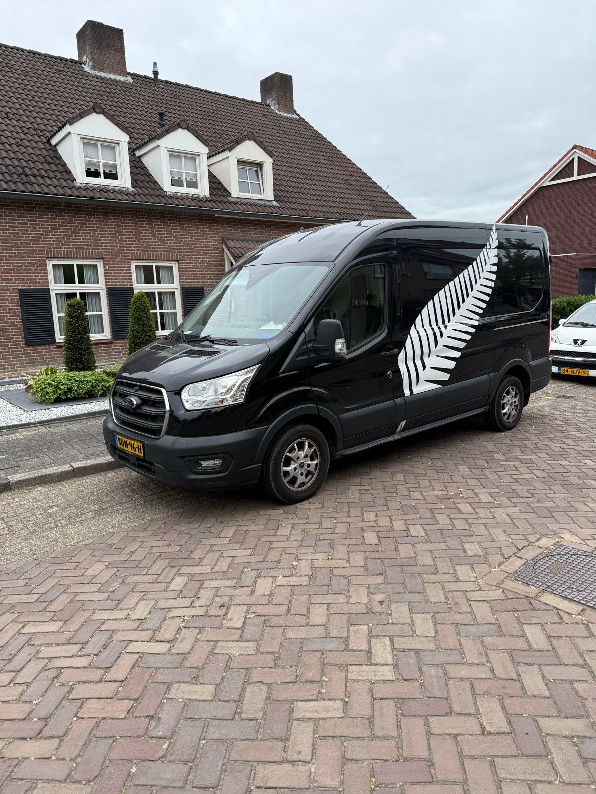 Ford Transit GB 290 L2h2 Tdci 105pk FWD 2019 Zwart, Voorwielaandrijving, 1995 cc, 4 cilinders, Zwart