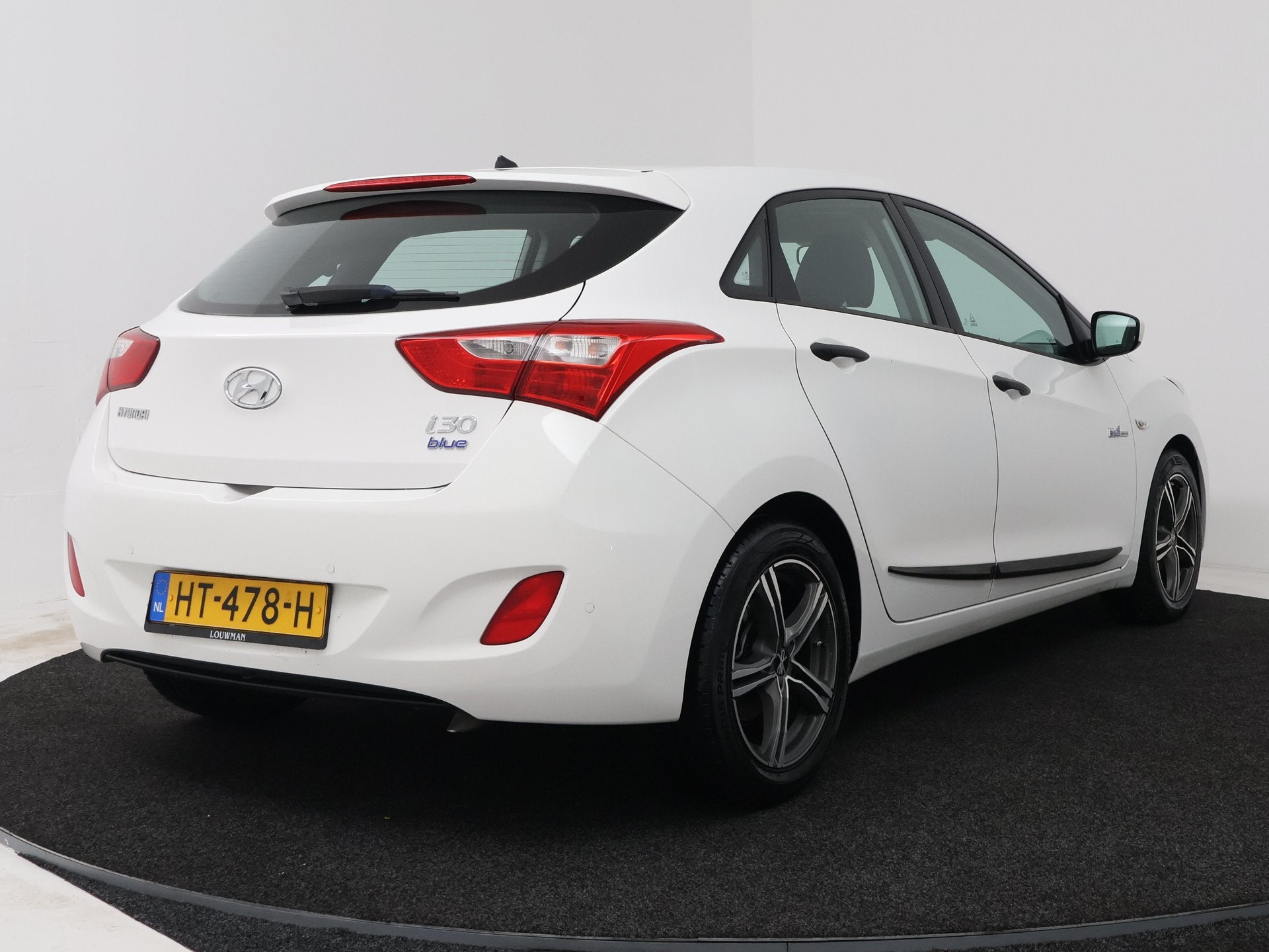 Hyundai i30 1.6 GDI i-Drive Cool Plus | Bluetooth | Airco |, Voorwielaandrijving, Gebruikt, 4 cilinders, Wit