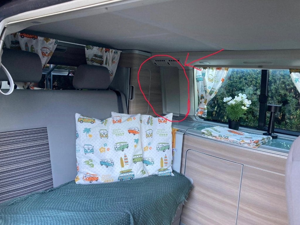 Schuifpaneel kunststof voor raam koelkast VW T5 T6 camper, Ophalen of Verzenden, Gebruikt, Volkswagen
