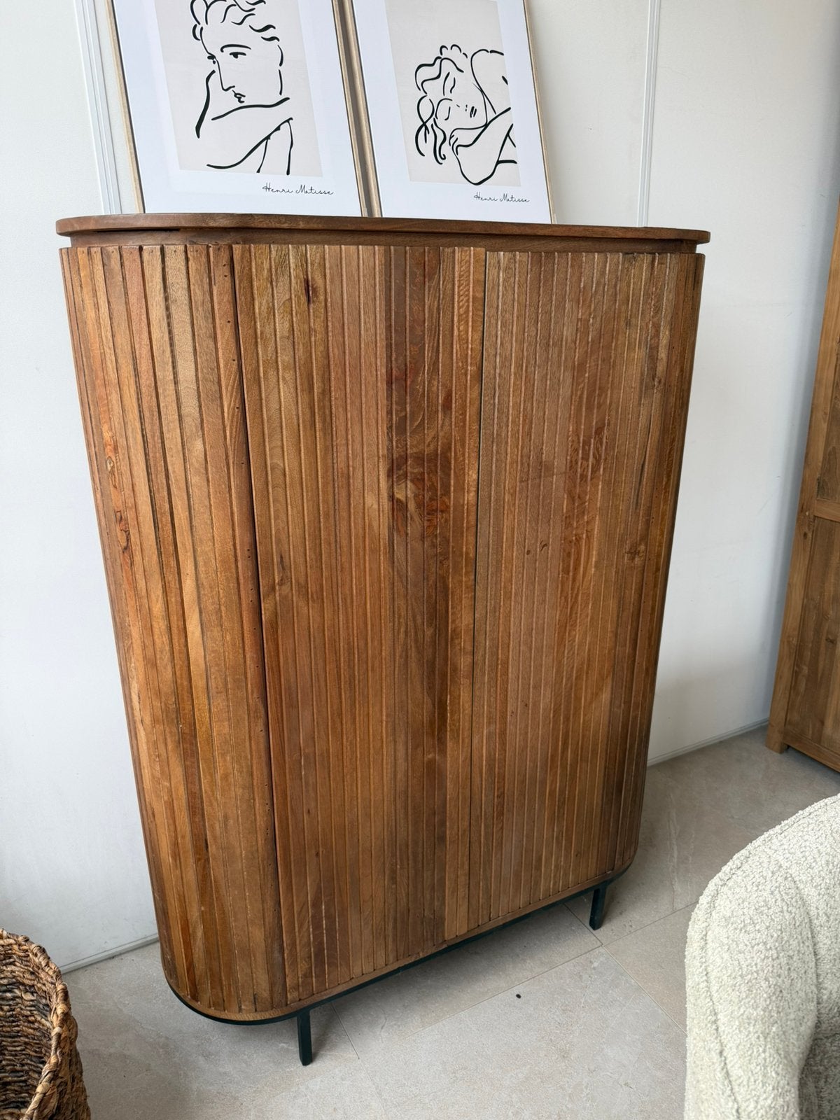 Magazijn leegverkoop dichte kast Noor mangohout ribbel retro, Hout, Nieuw, Ophalen of Verzenden, Info@wkhome.nl