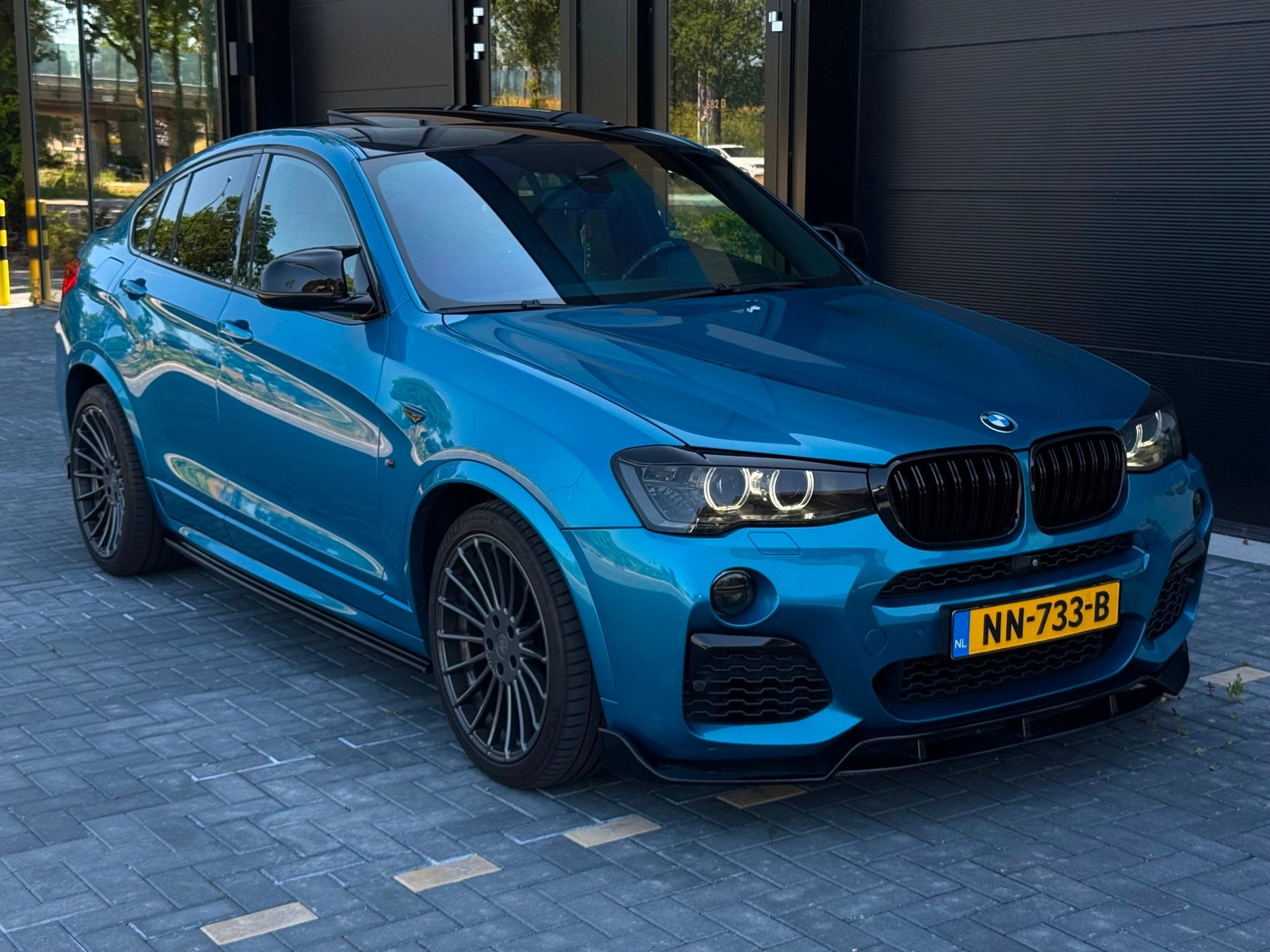 BMW X4 M40i Centennial High Executive X-Drive H&K/360*/BOMVO, Auto's, BMW, Automaat, Gebruikt, 2000 kg, Blauw