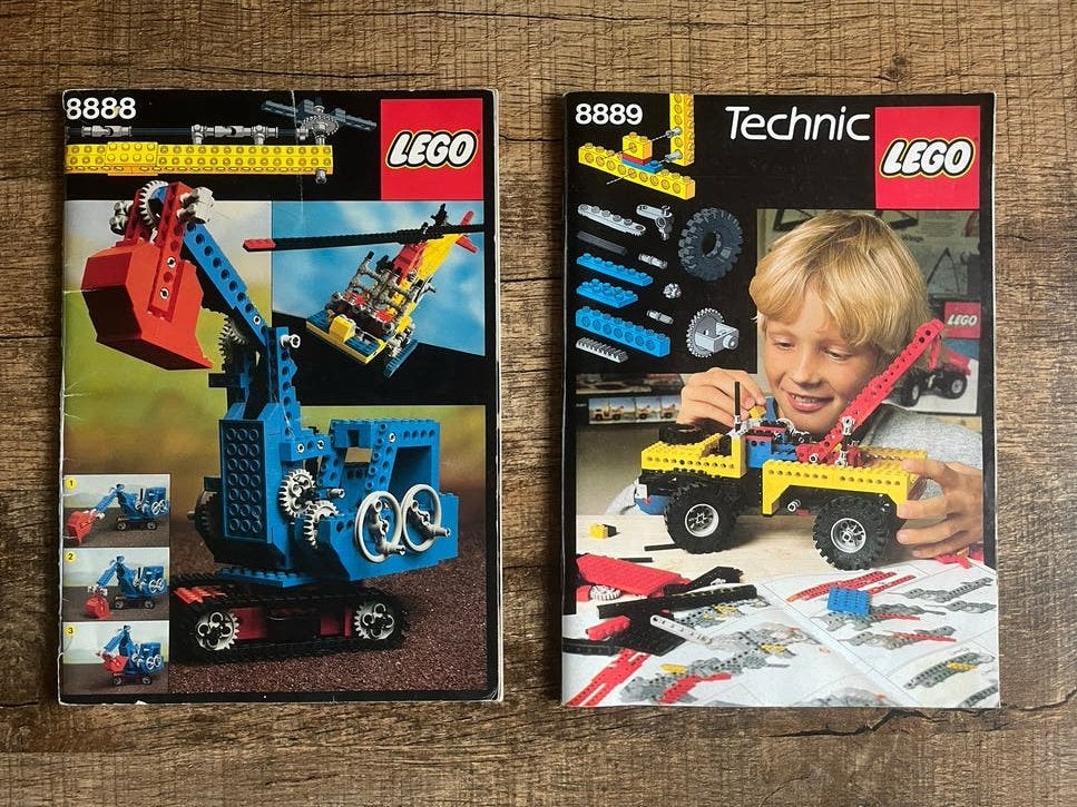 Lego Ideeënboeken 8888 en 8889 Technic