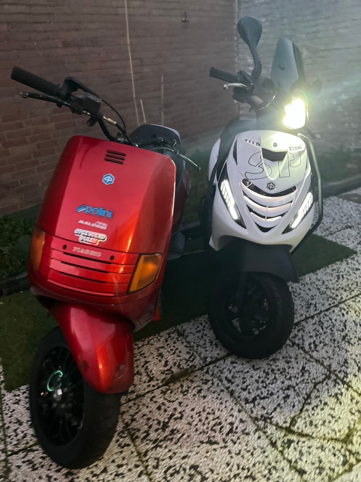 Piaggo zip 2t 70cc volledig gereviseerd!!, Ophalen, Zo goed als nieuw, Tweetakt, Zip