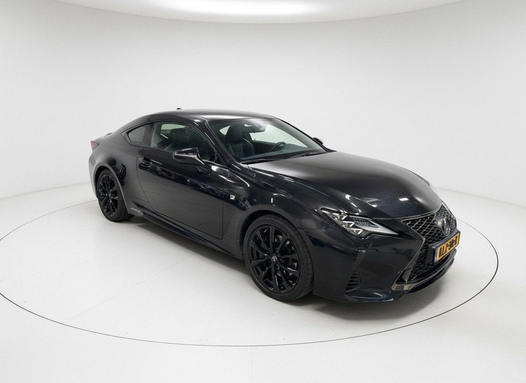 Lexus RC 300h F Sport Line | Carplay | Stoelverwarming & Koe, Auto's, Lexus, Automaat, Achterwielaandrijving, Gebruikt, 4 stoelen