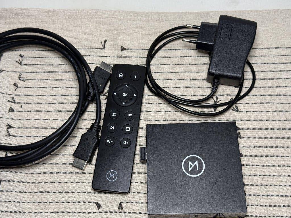 Vero4K+ Mediaspeler met afstandsbediening OMSC KODI, Ophalen of Verzenden, Zo goed als nieuw, HDMI, Zonder harde schijf