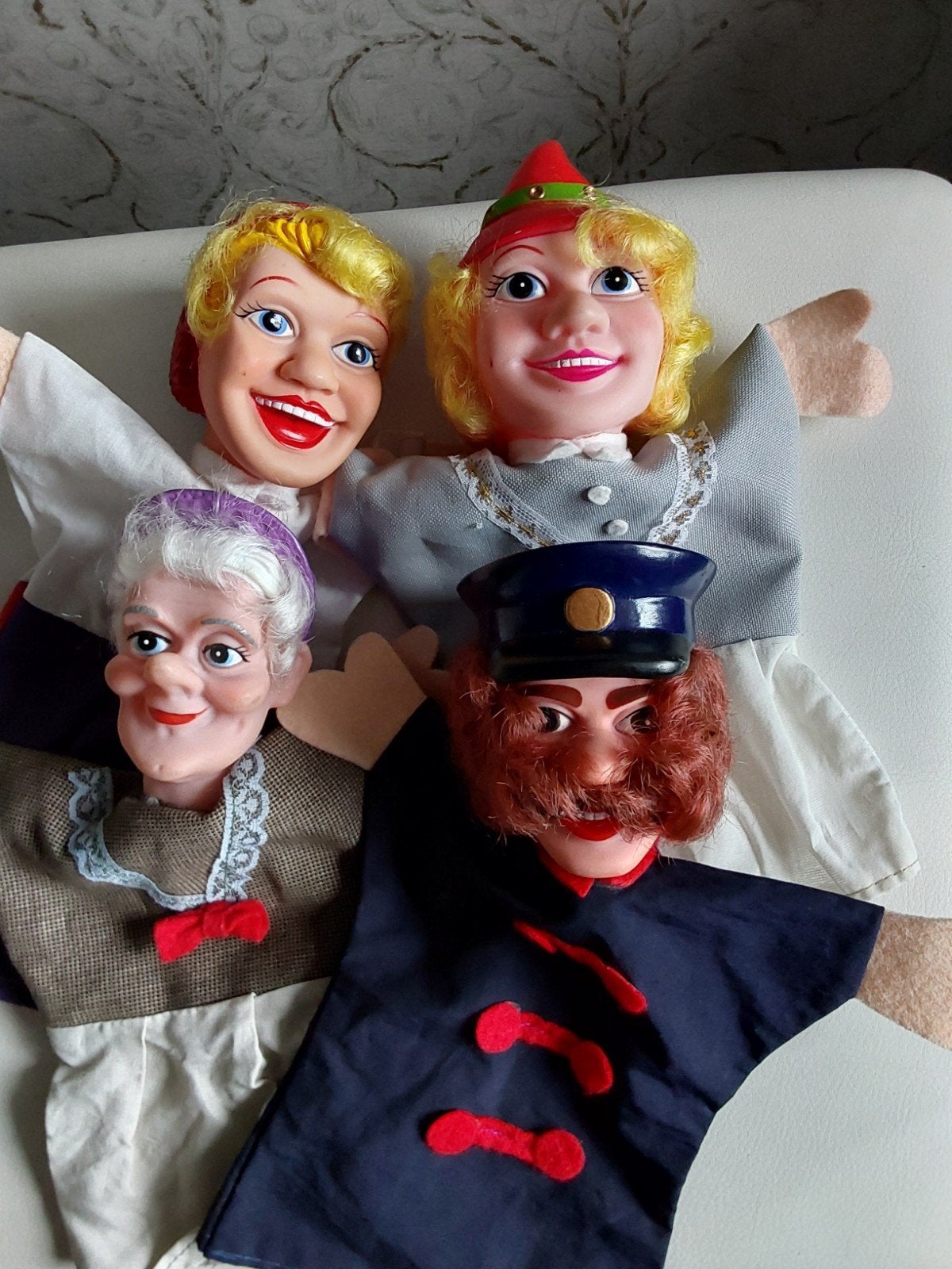 Set van 4 vintage handpoppen - poppenkastpoppen, Ophalen of Verzenden, Gebruikt, Overige typen