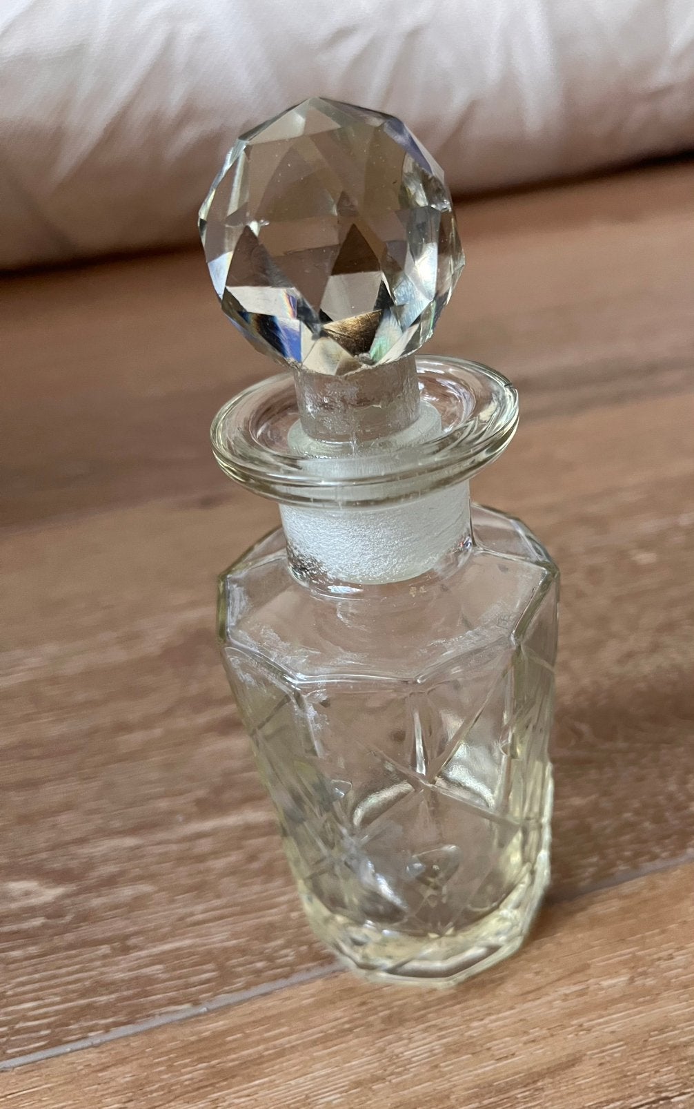 Parfumflesje vintage, Ophalen
