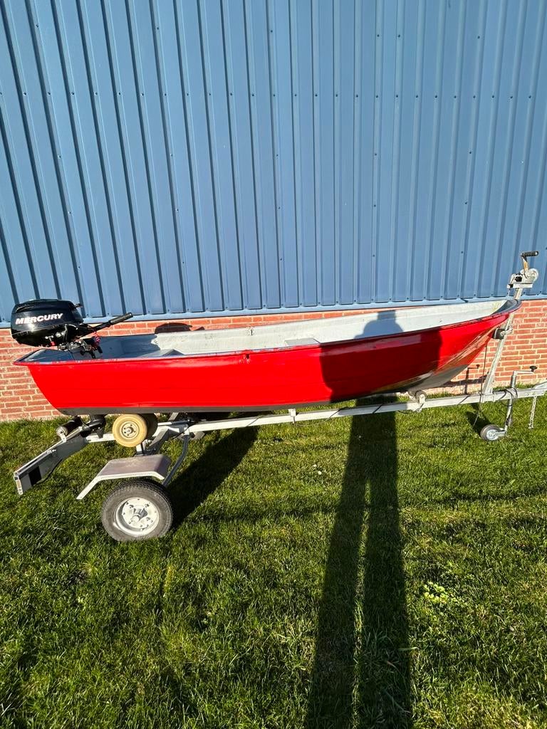 Polyester boot 3.30 + Mercury 3.5 pk 4-takt + trailer, Watersport en Boten, Vis- en Consoleboten, Tot 10 pk, Ophalen of Verzenden