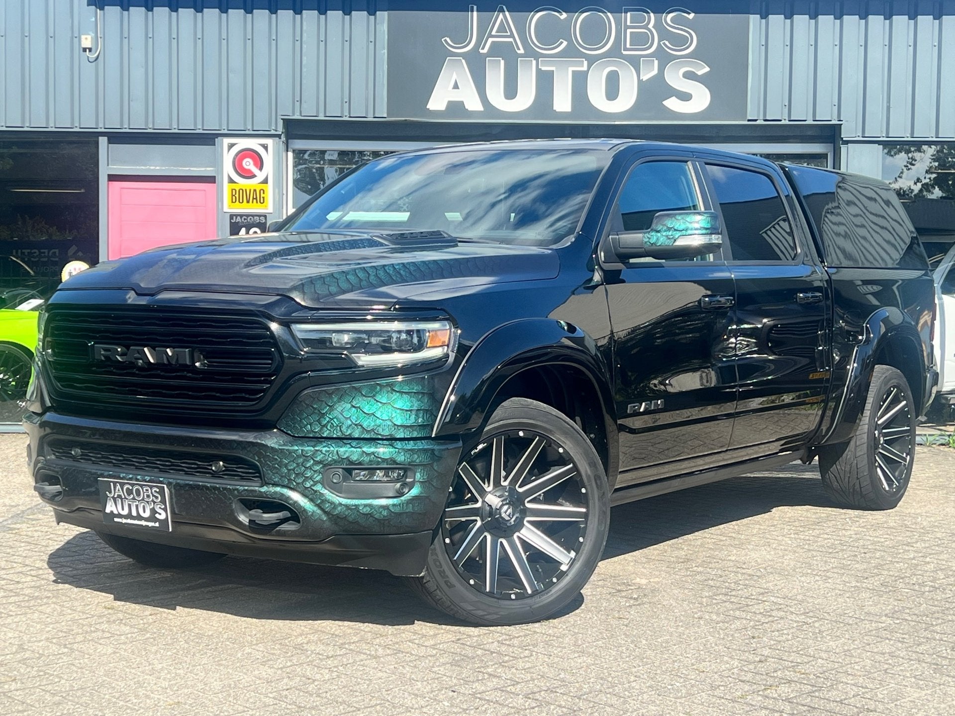 Dodge RAM 1500 5.7 V8 4x4 Crew Cab Limited wide body, Automaat, Gebruikt, 5654 cc, Adaptive Cruise Control