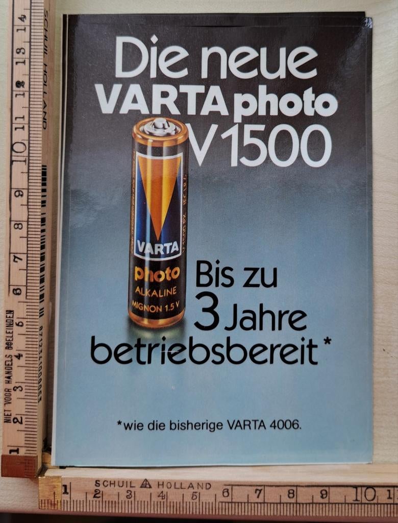 Vintage Duitse sticker Varta batterijen foto fototoestel, Verzamelen, Ophalen of Verzenden, Zo goed als nieuw